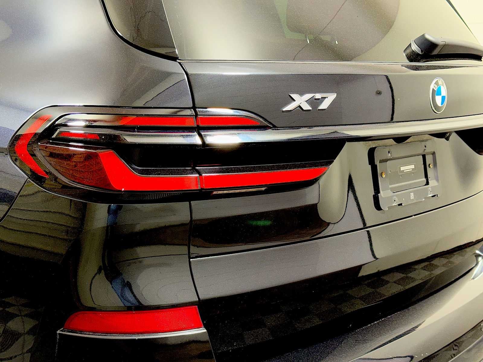2024 BMW X7 xDrive40i Sports Activity Vehicle