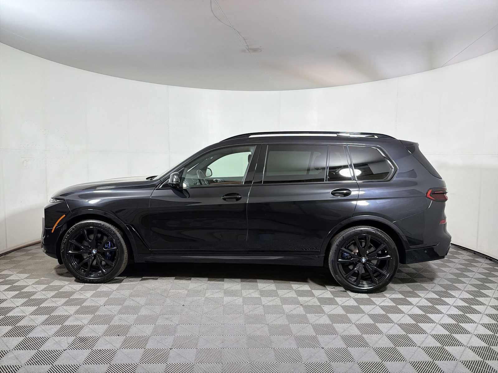 2024 BMW X7 xDrive40i Sports Activity Vehicle