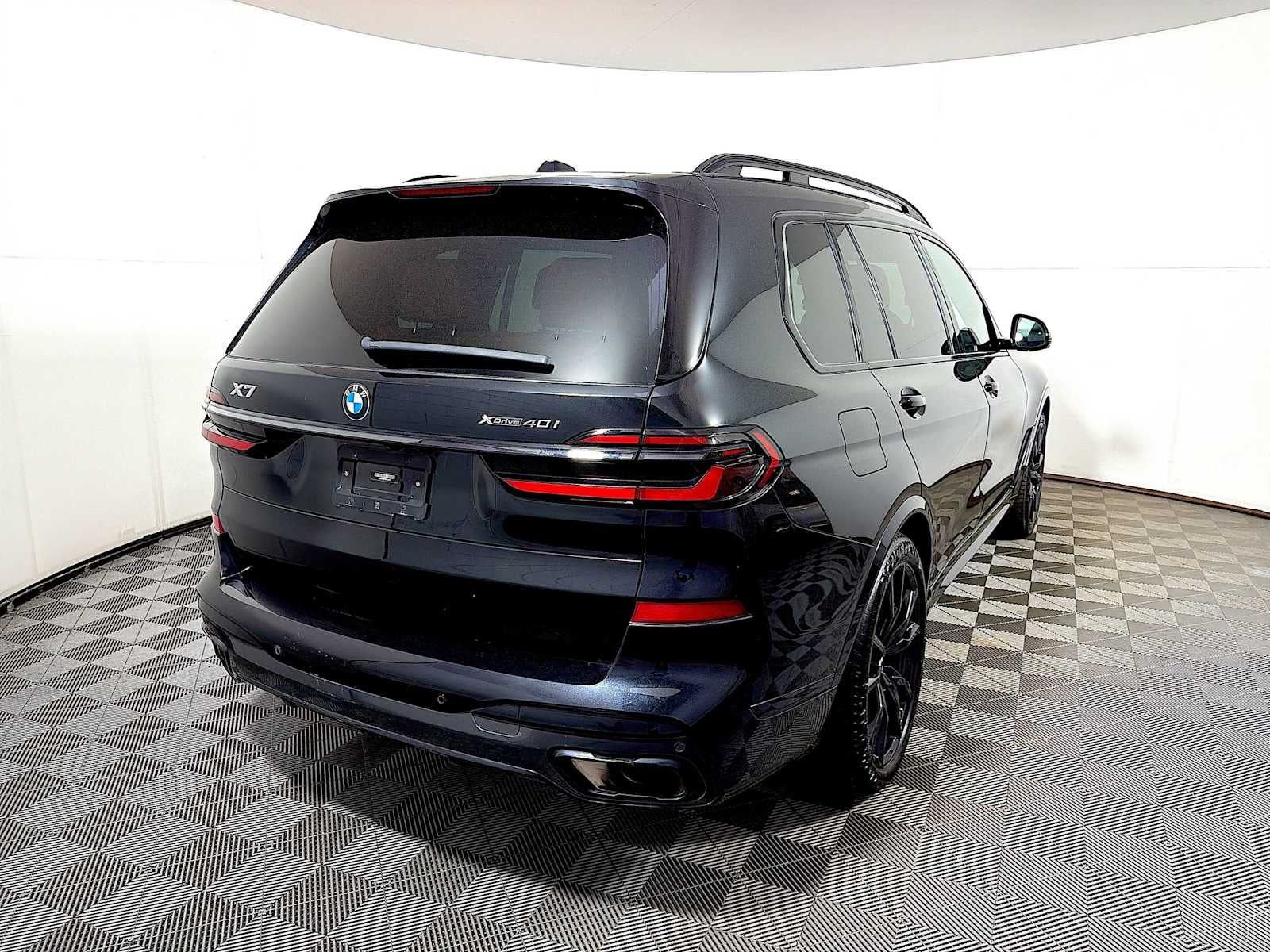 2024 BMW X7 xDrive40i Sports Activity Vehicle