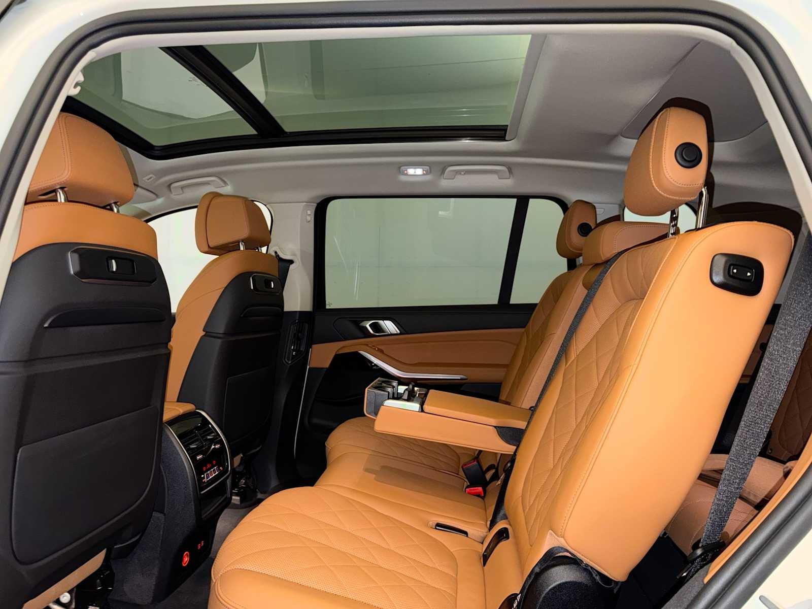 2024 BMW X7 xDrive40i Sports Activity Vehicle