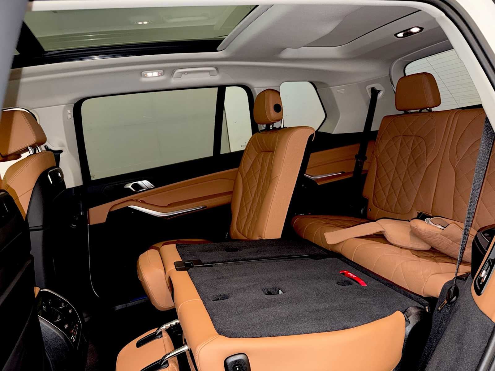 2024 BMW X7 xDrive40i Sports Activity Vehicle