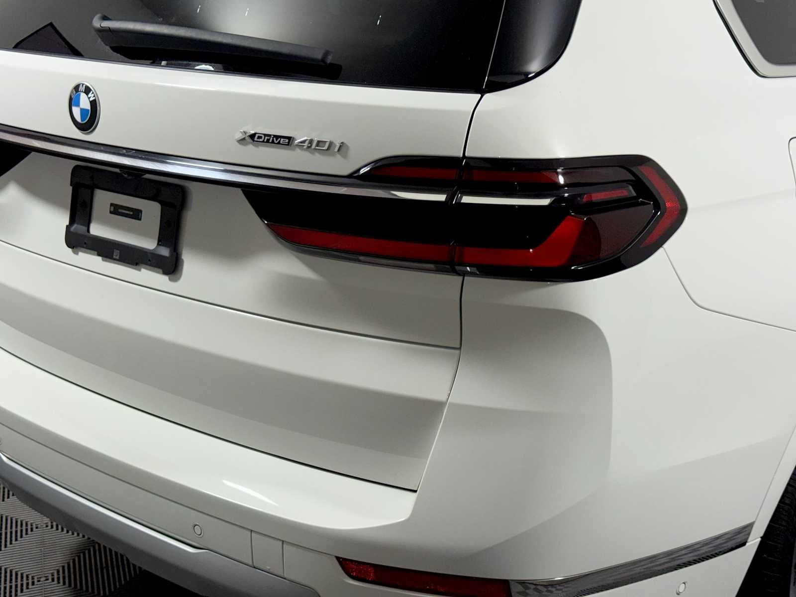 2024 BMW X7 xDrive40i Sports Activity Vehicle