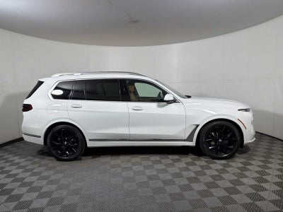 2024 BMW X7 xDrive40i Sports Activity Vehicle