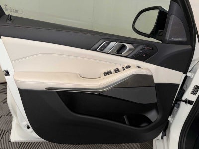 2026 BMW X7 xDrive40i Sports Activity Vehicle