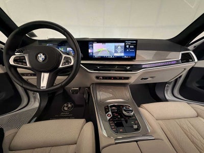 2026 BMW X7 xDrive40i Sports Activity Vehicle