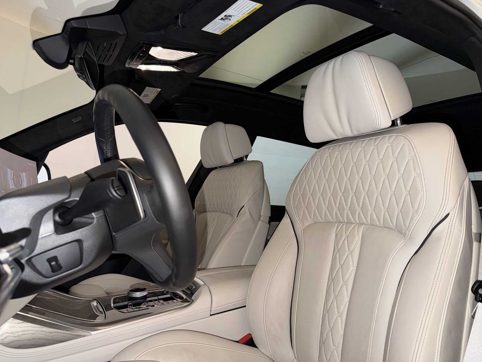 2026 BMW X7 xDrive40i Sports Activity Vehicle