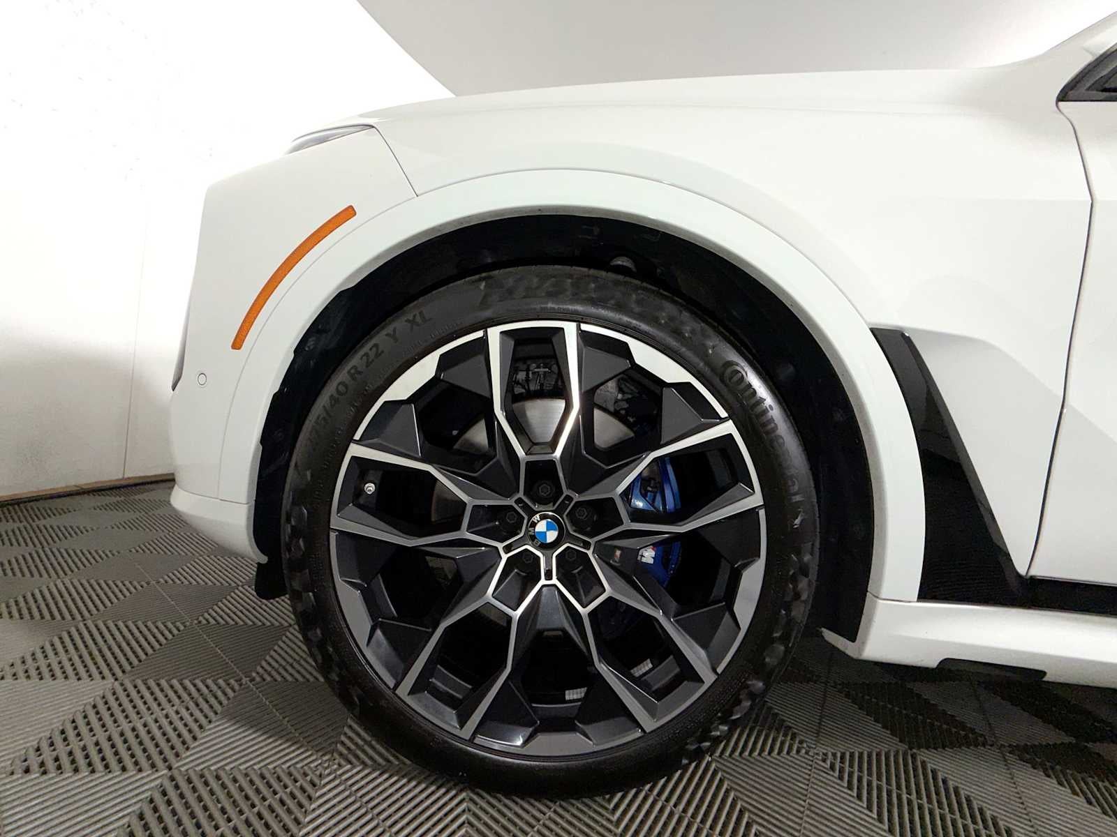 2026 BMW X7 xDrive40i Sports Activity Vehicle