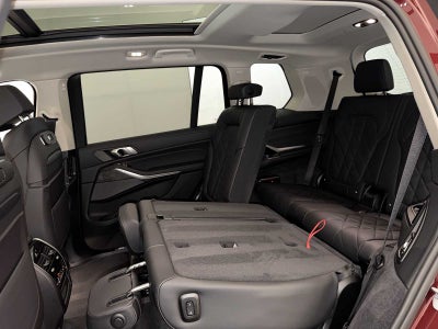 2026 BMW X7 xDrive40i Sports Activity Vehicle