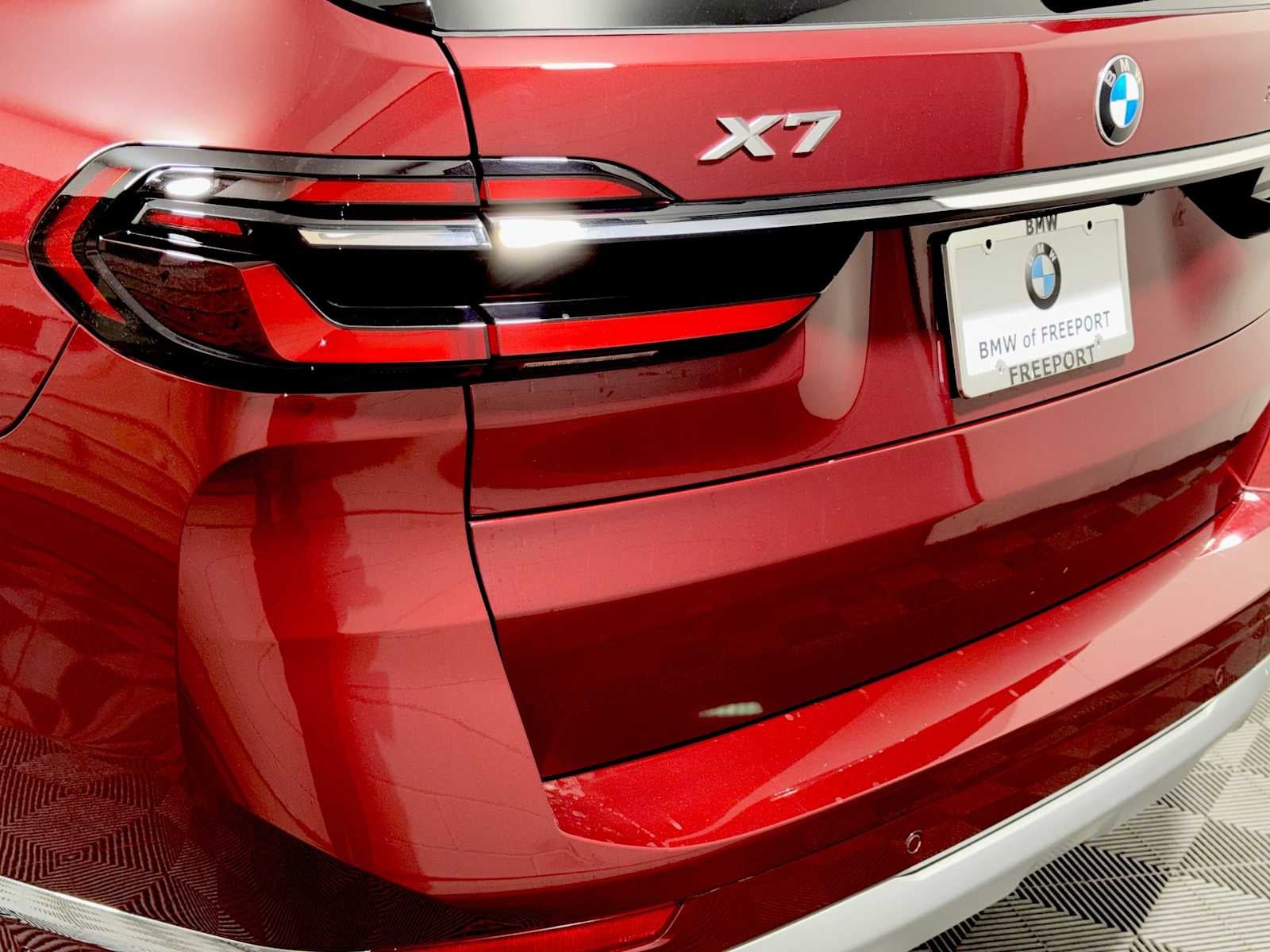 2026 BMW X7 xDrive40i Sports Activity Vehicle