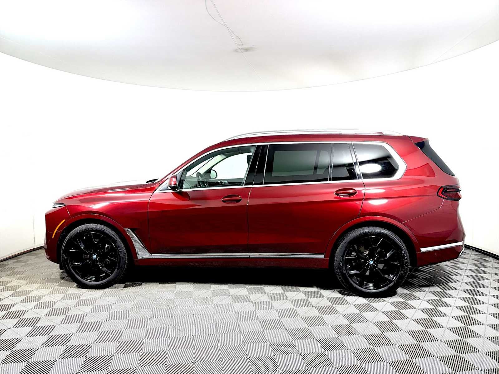 2026 BMW X7 xDrive40i Sports Activity Vehicle
