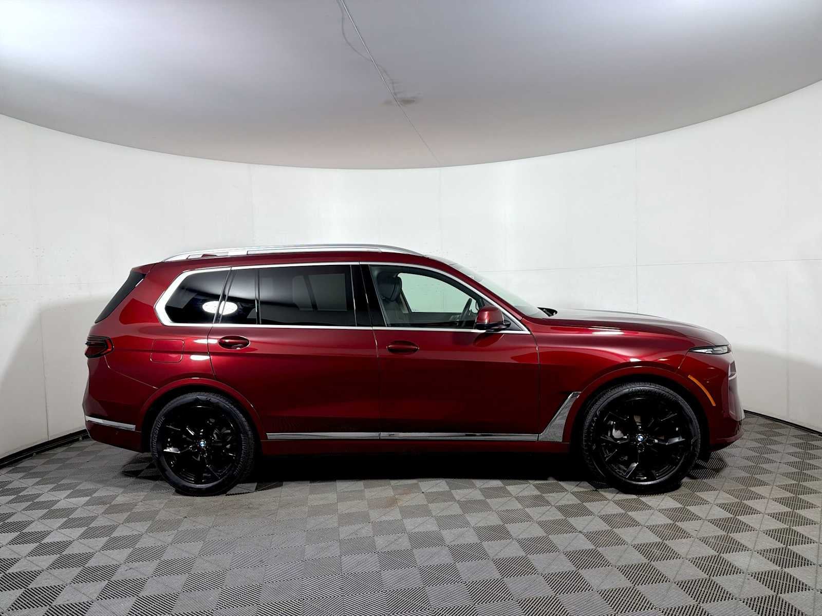 2026 BMW X7 xDrive40i Sports Activity Vehicle