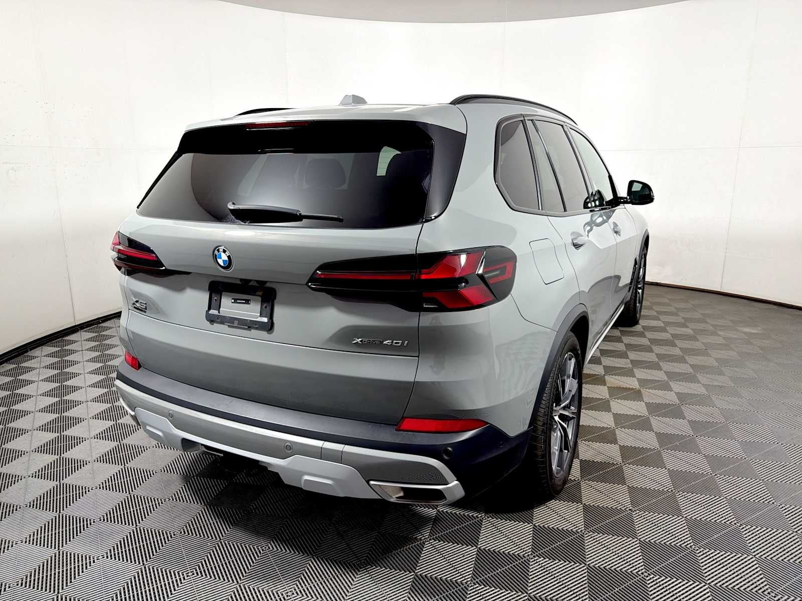 2025 BMW X5 xDrive40i Sports Activity Vehicle