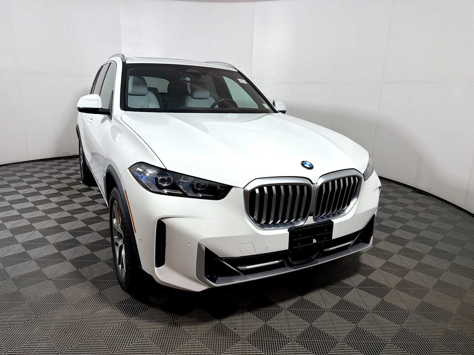 2025 BMW X5 xDrive40i Sports Activity Vehicle