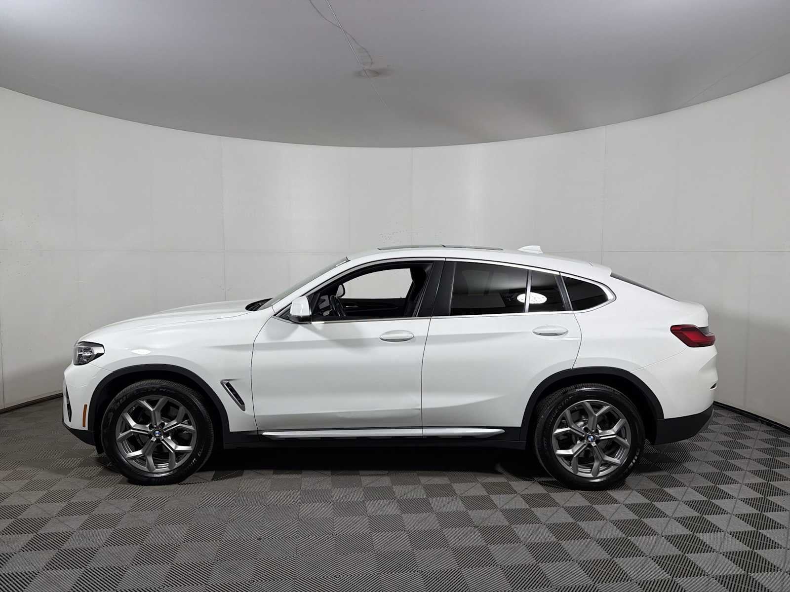 2024 BMW X4 xDrive30i Sports Activity Coupe
