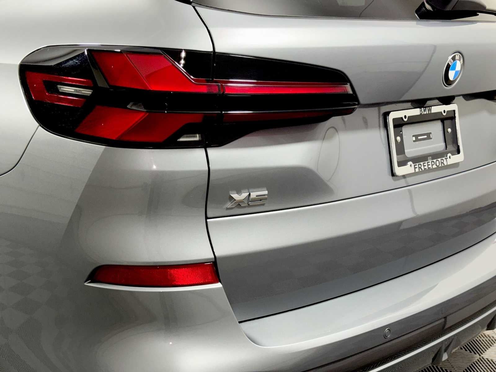 2026 BMW X5 M60i Sports Activity Vehicle