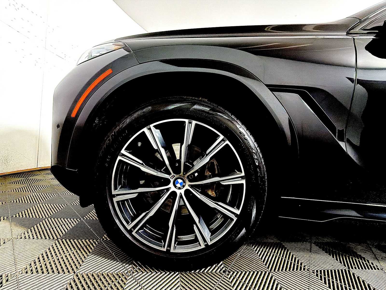 2024 BMW X6 xDrive40i Sports Activity Coupe
