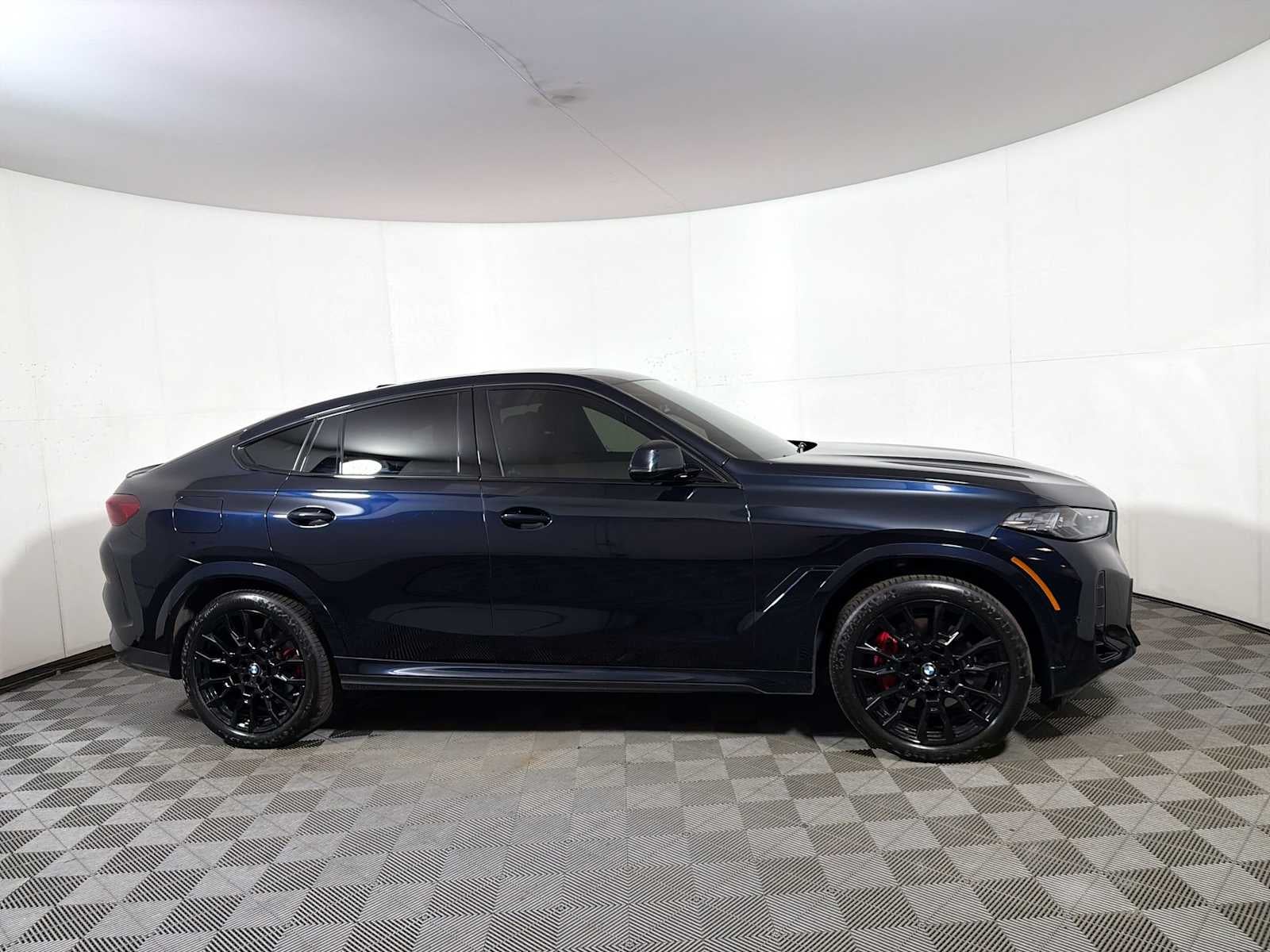 2024 BMW X6 xDrive40i Sports Activity Coupe