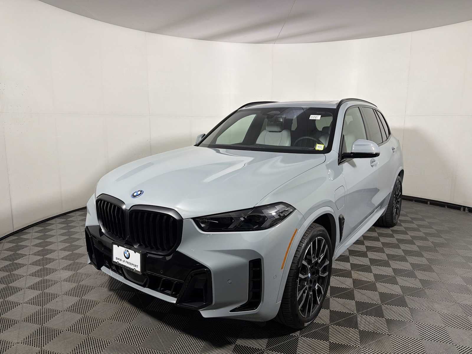 2026 BMW X5 xDrive50e Plug-In Hybrid