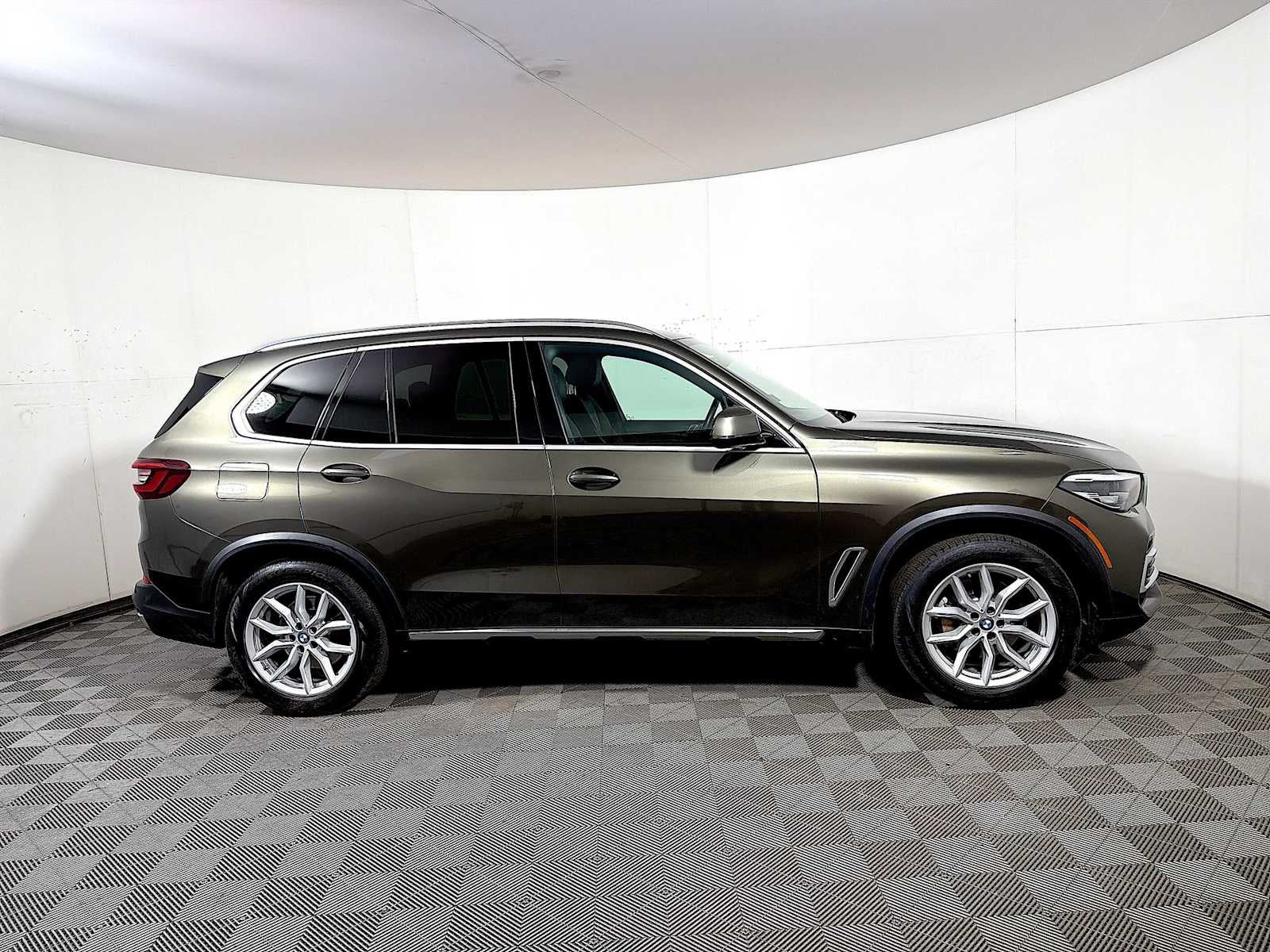 2023 BMW X5 xDrive40i Sports Activity Vehicle