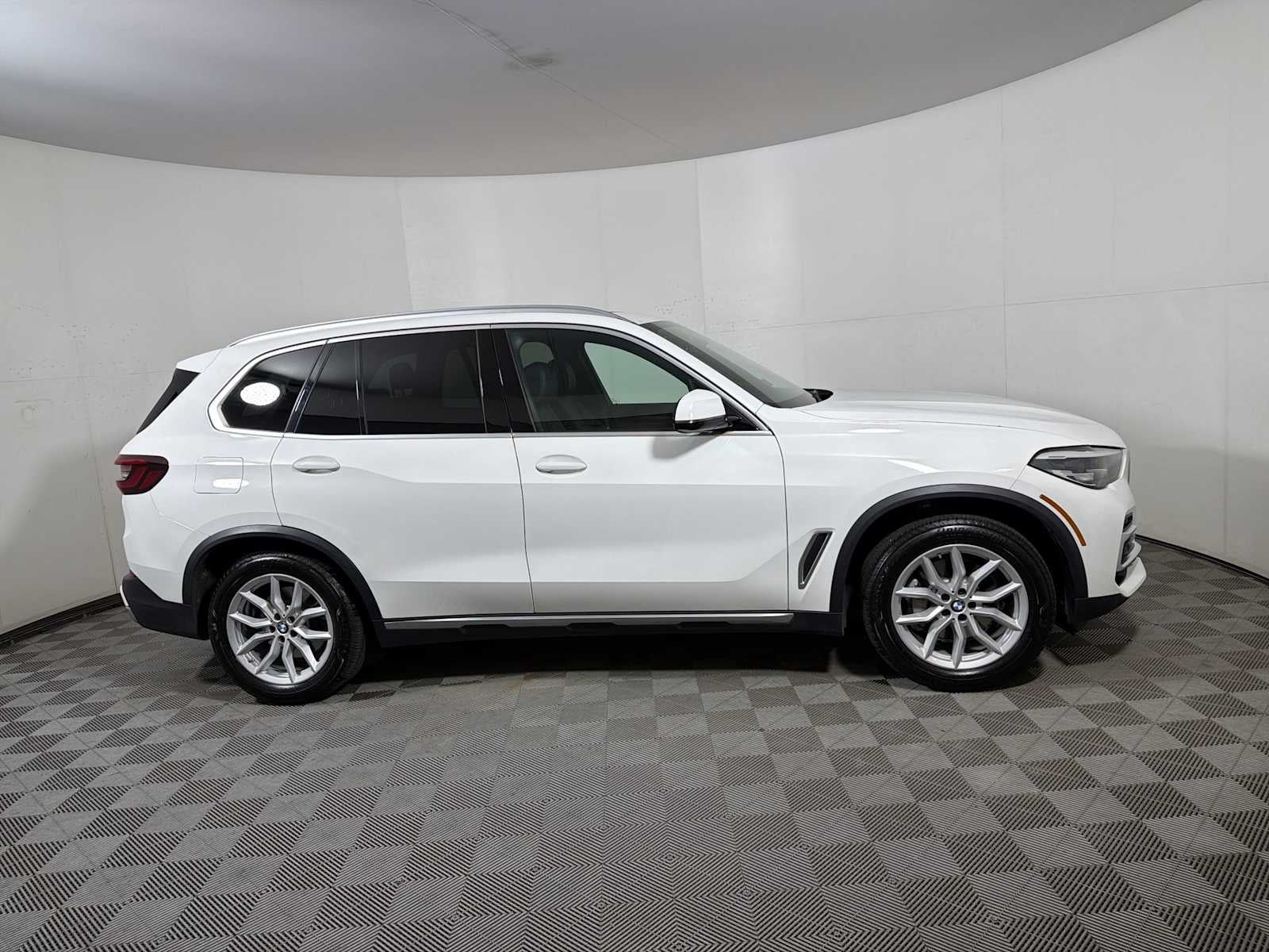 2023 BMW X5 xDrive40i Sports Activity Vehicle