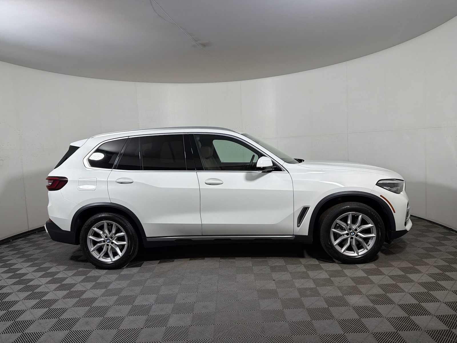 2023 BMW X5 xDrive40i Sports Activity Vehicle