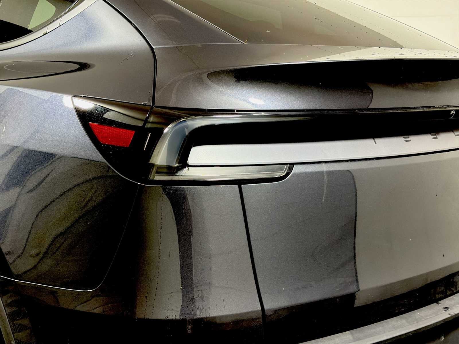 2026 Tesla Model Y RWD