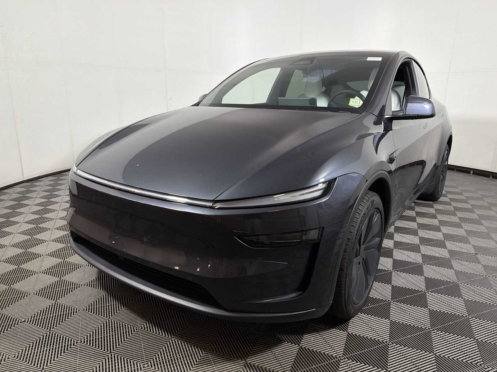 2026 Tesla Model Y RWD