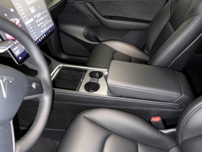 2022 Tesla Model Y Long Range AWD
