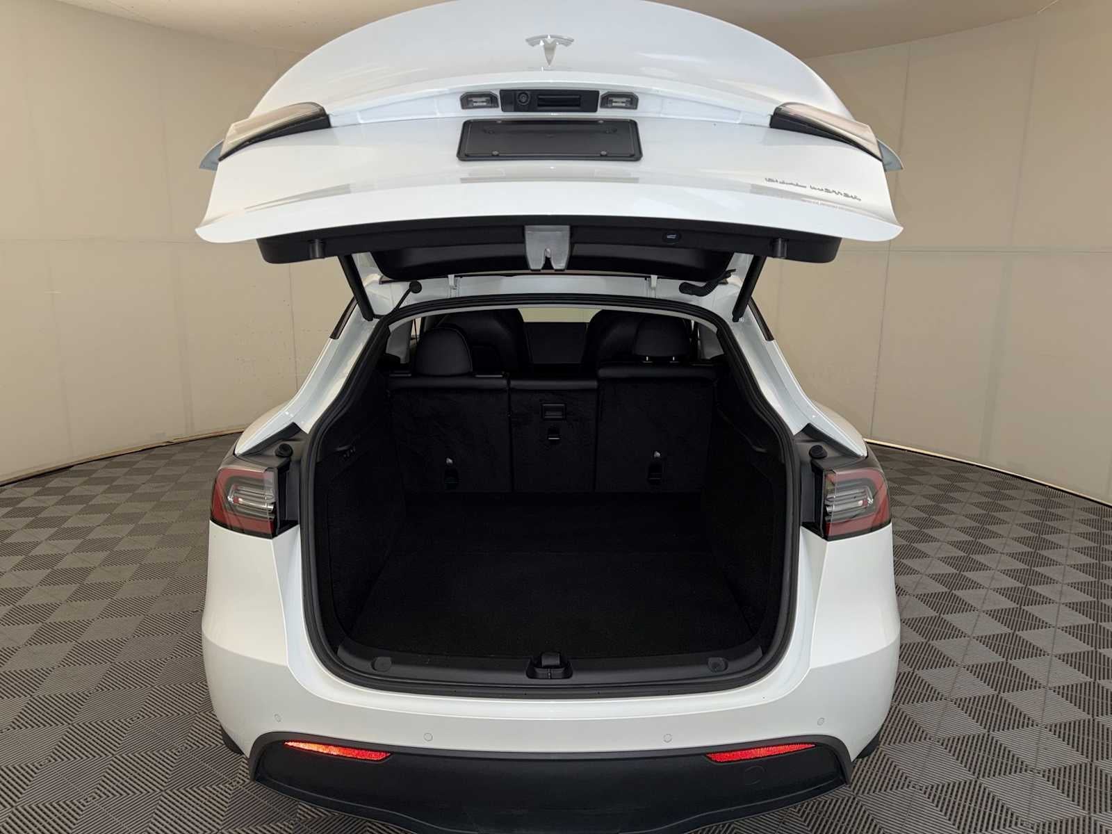 2022 Tesla Model Y Long Range AWD