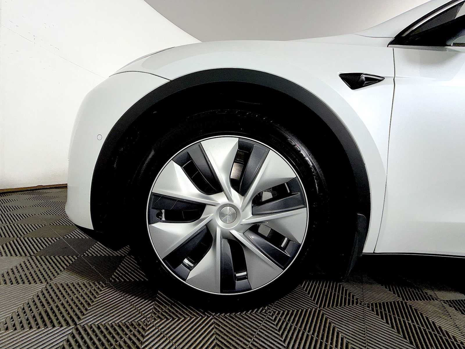 2022 Tesla Model Y Long Range AWD