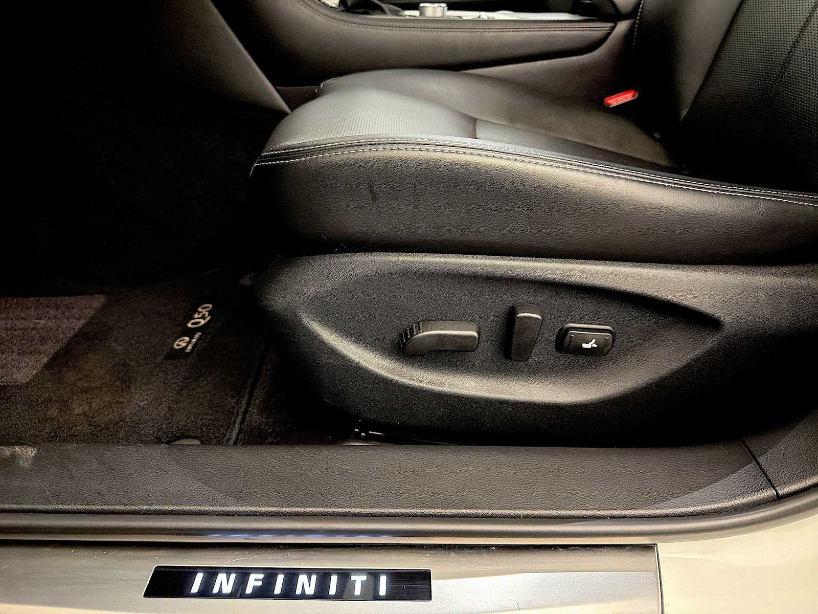 2023 INFINITI Q50 LUXE AWD
