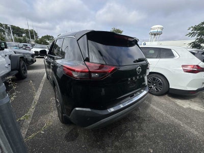 2021 Nissan Rogue AWD SV