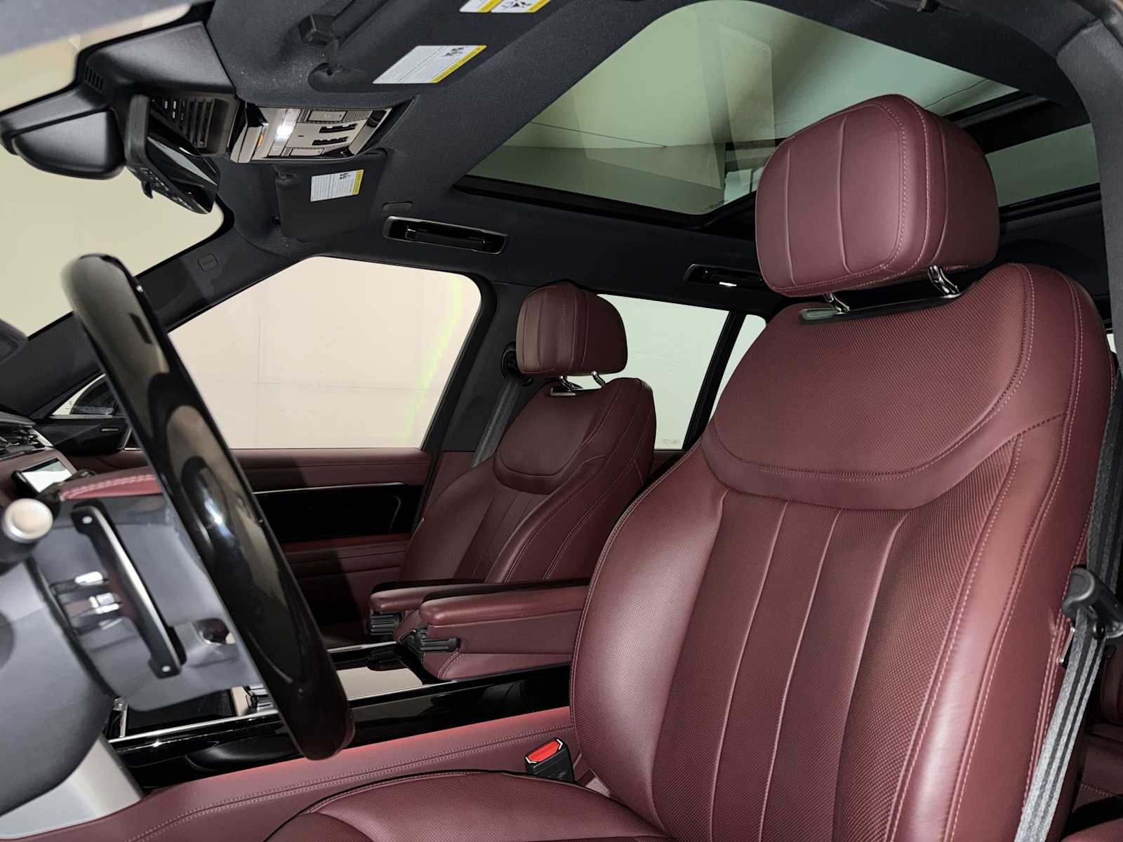 2023 Land Rover Range Rover P400 SE SWB