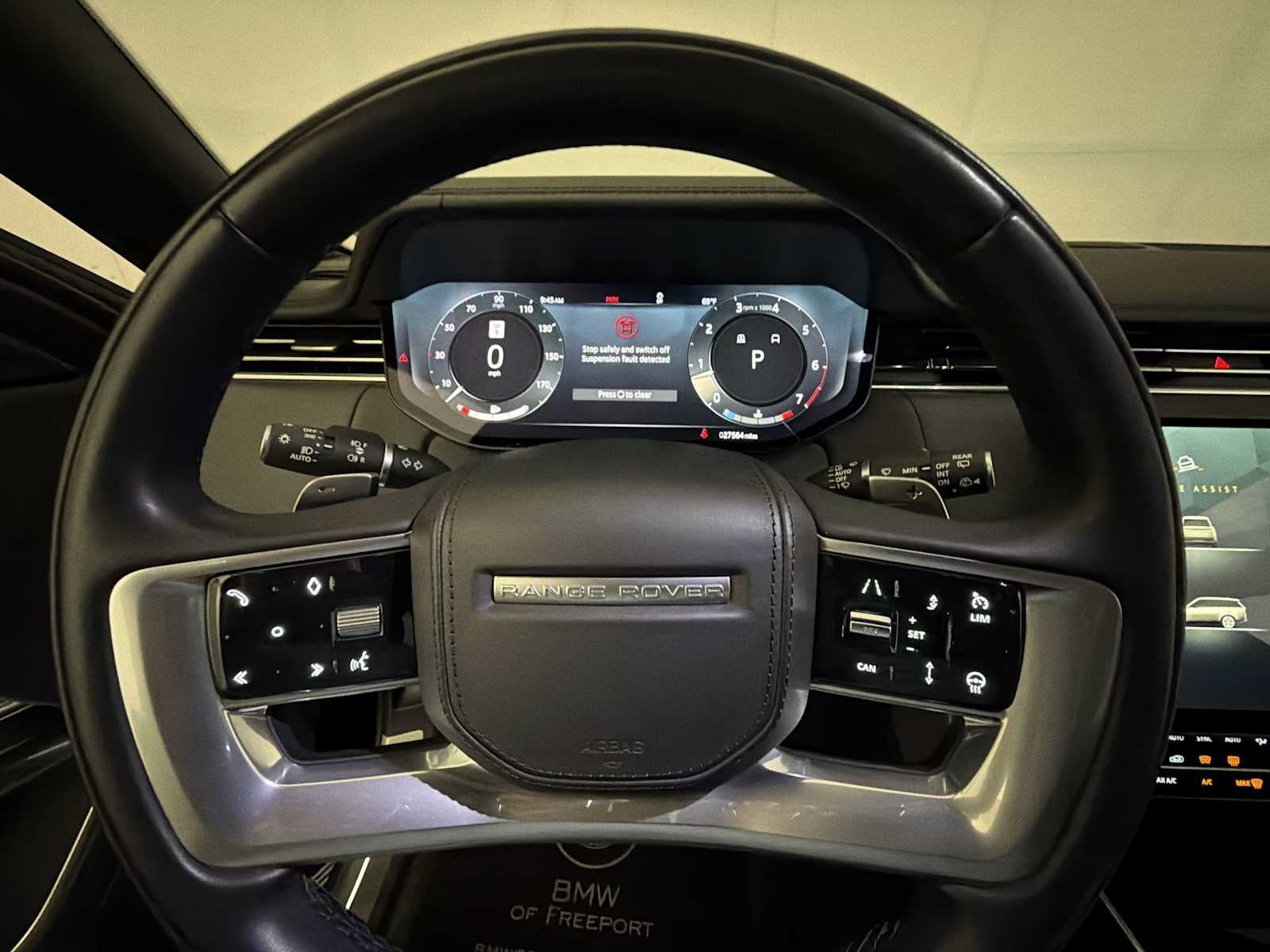 2023 Land Rover Range Rover P530 SE LWB 7 Seat