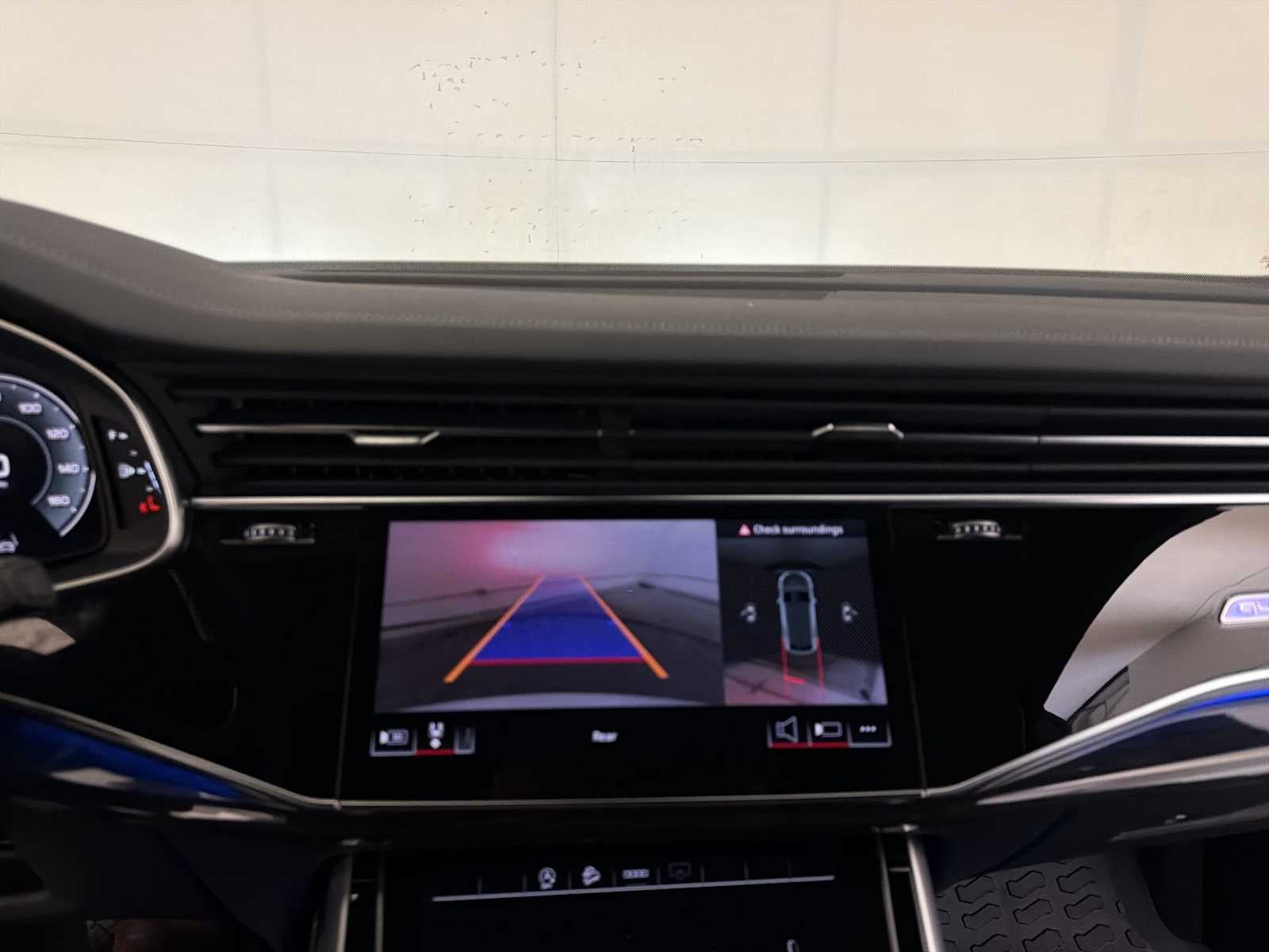 2025 Audi Q8 Premium Plus 55 TFSI quattro