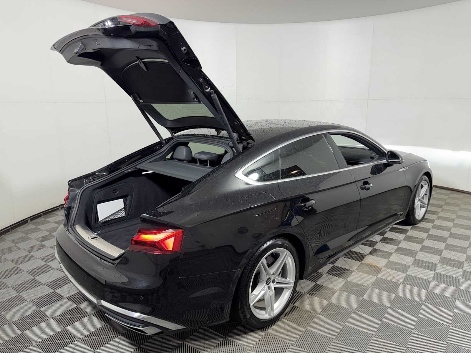 2022 Audi A5 Sportback S line Premium Plus 45 TFSI quattro