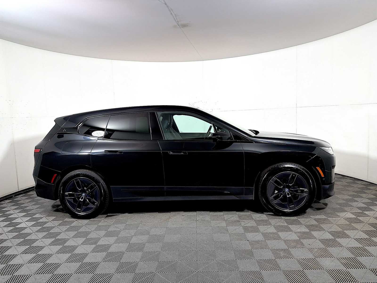 2024 BMW iX xDrive50 Sports Activity Vehicle