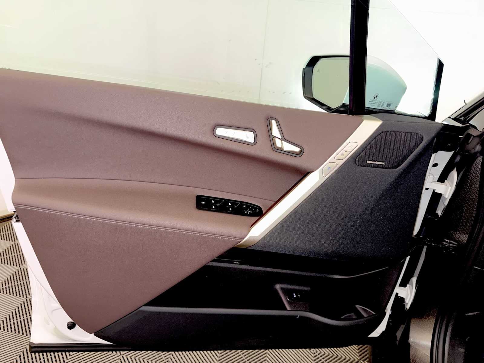 2024 BMW iX xDrive50 Sports Activity Vehicle