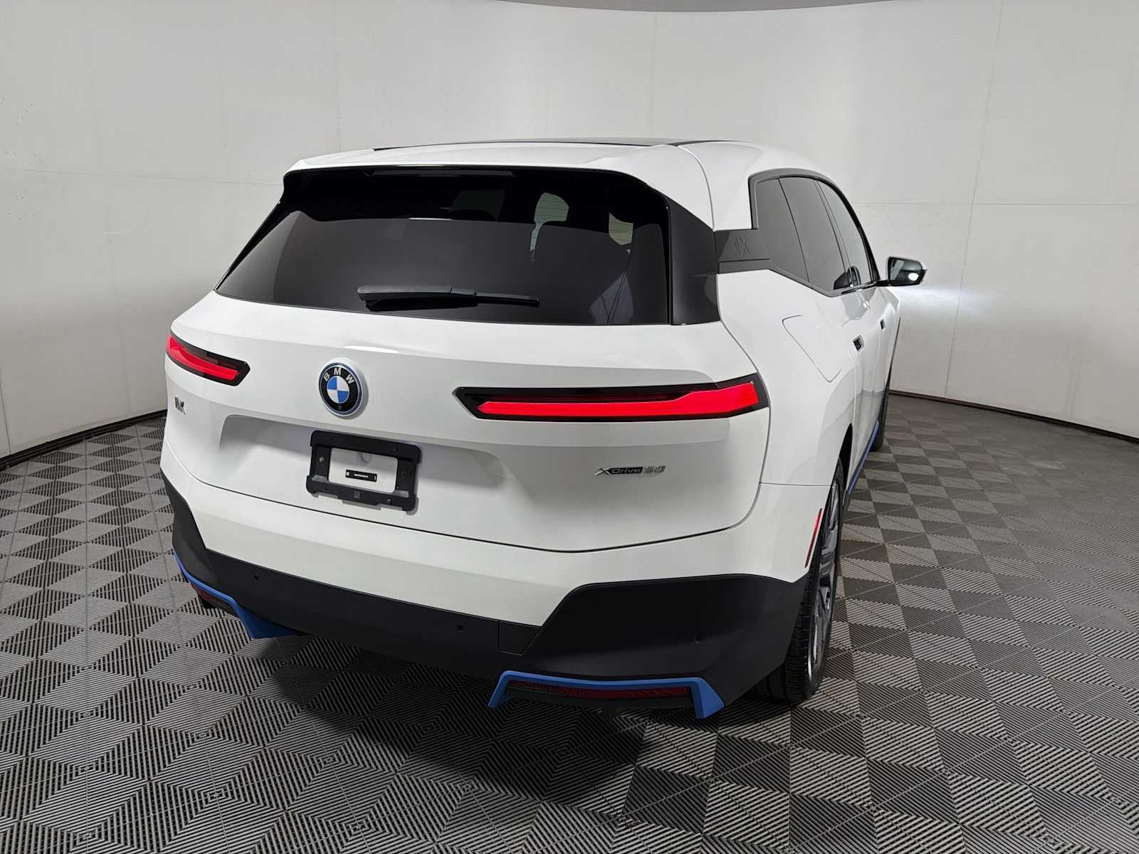2024 BMW iX xDrive50 Sports Activity Vehicle