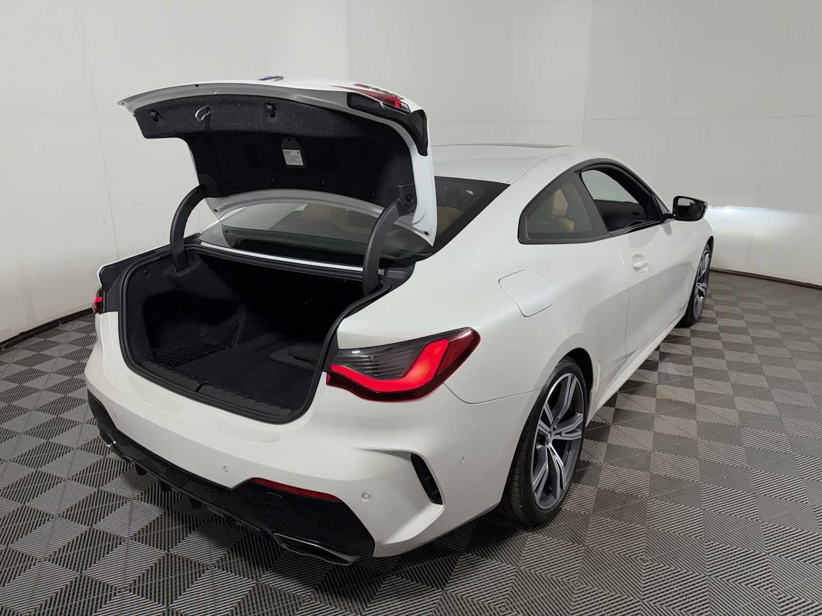 2024 BMW 4 Series M440i xDrive Coupe