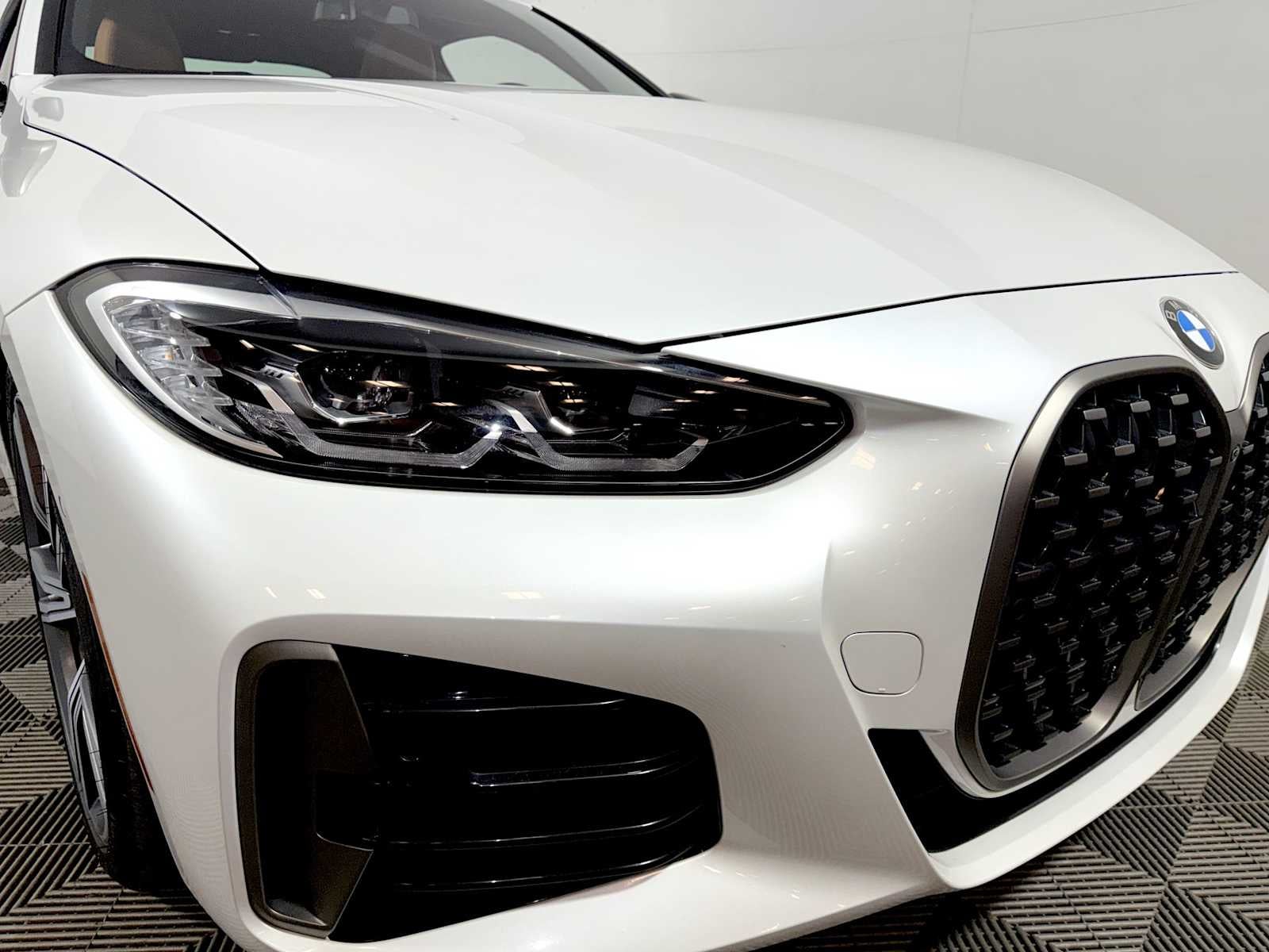 2024 BMW 4 Series M440i xDrive Coupe