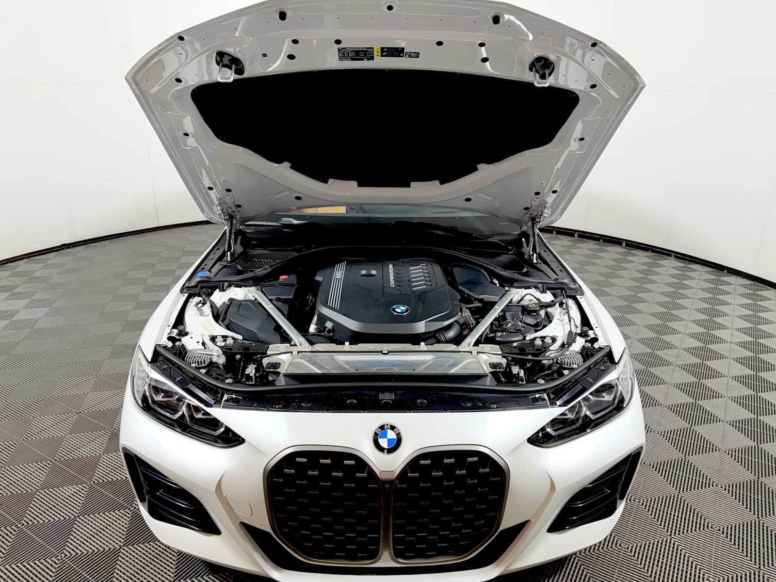 2024 BMW 4 Series M440i xDrive Coupe