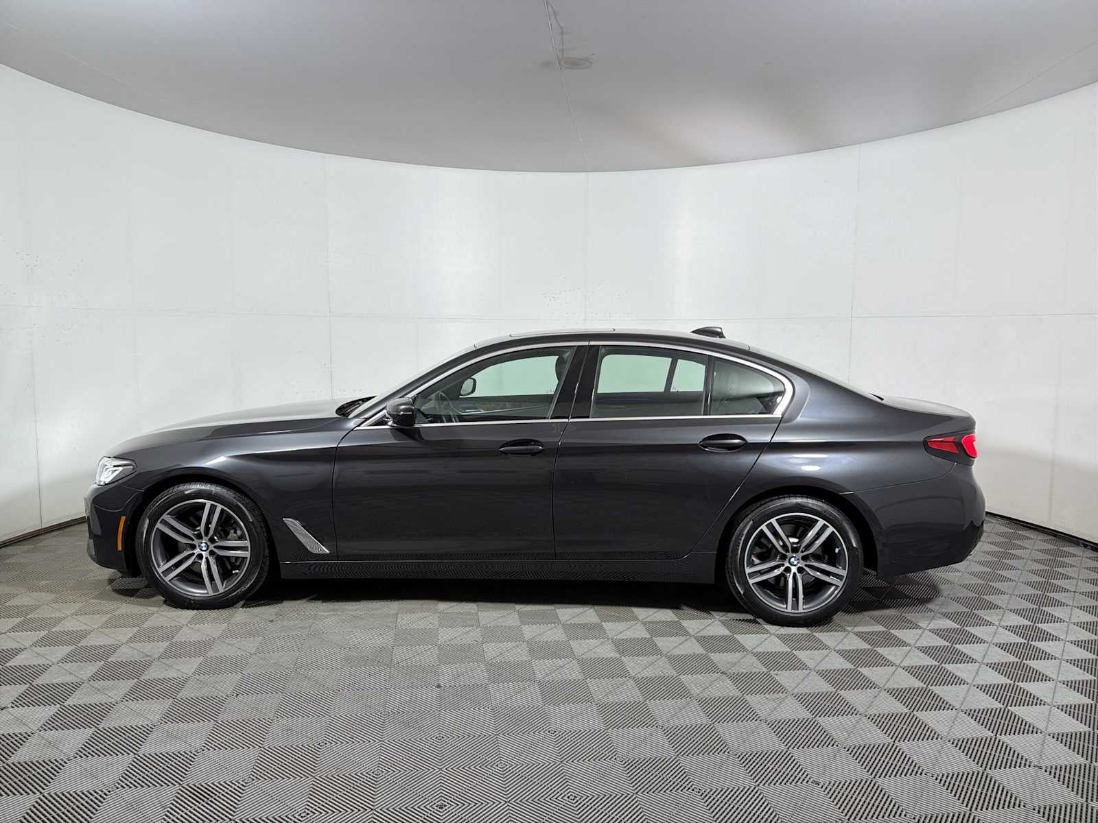 2023 BMW 5 Series 530i xDrive Sedan