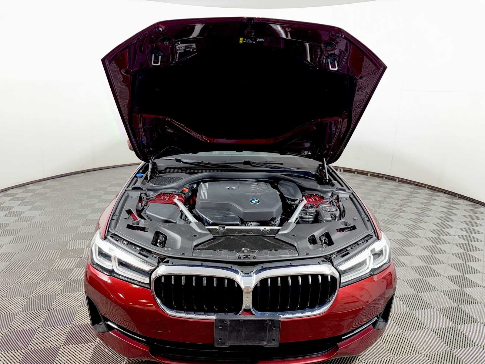 2023 BMW 5 Series 530i xDrive Sedan