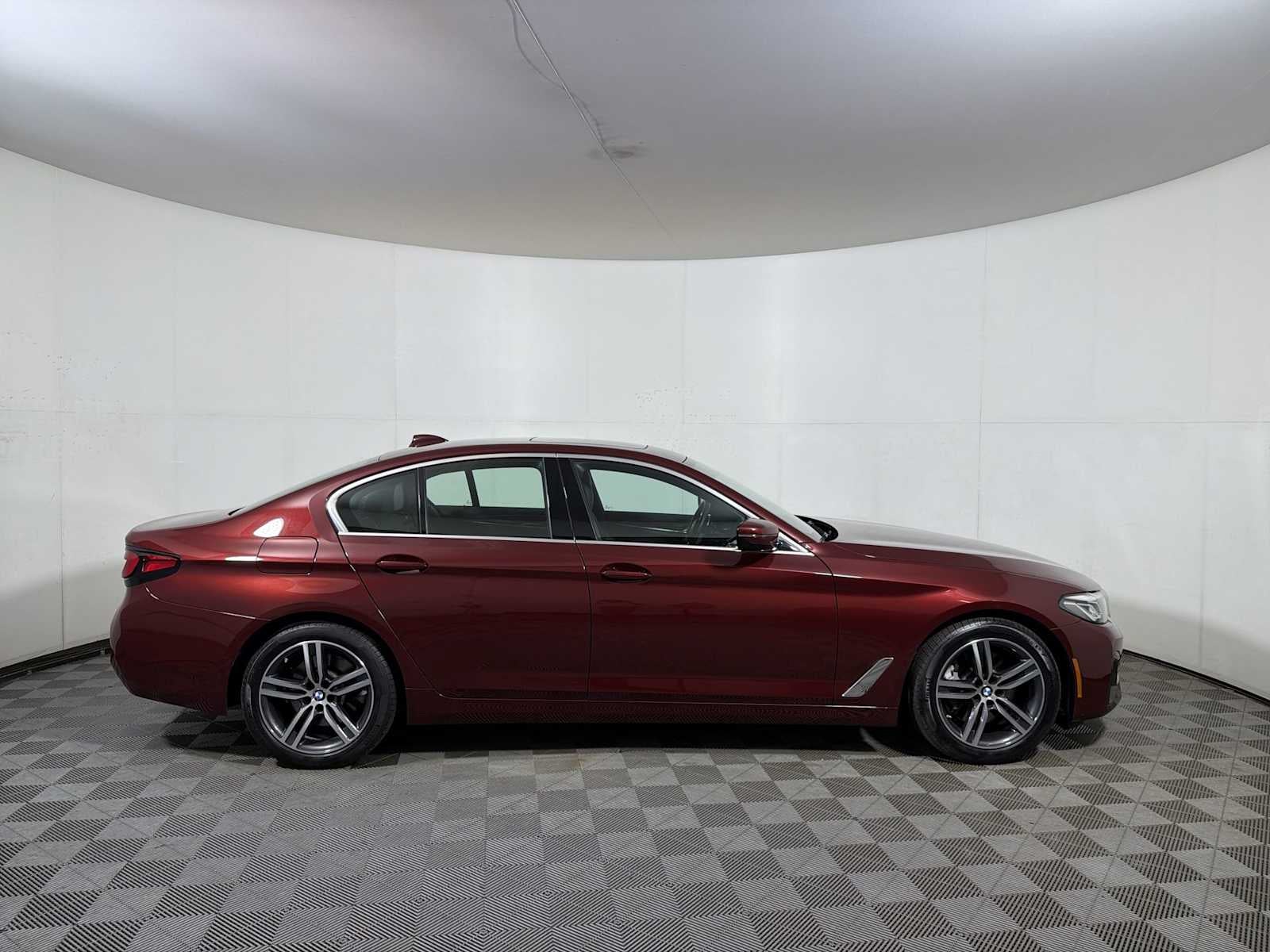 2023 BMW 5 Series 530i xDrive Sedan