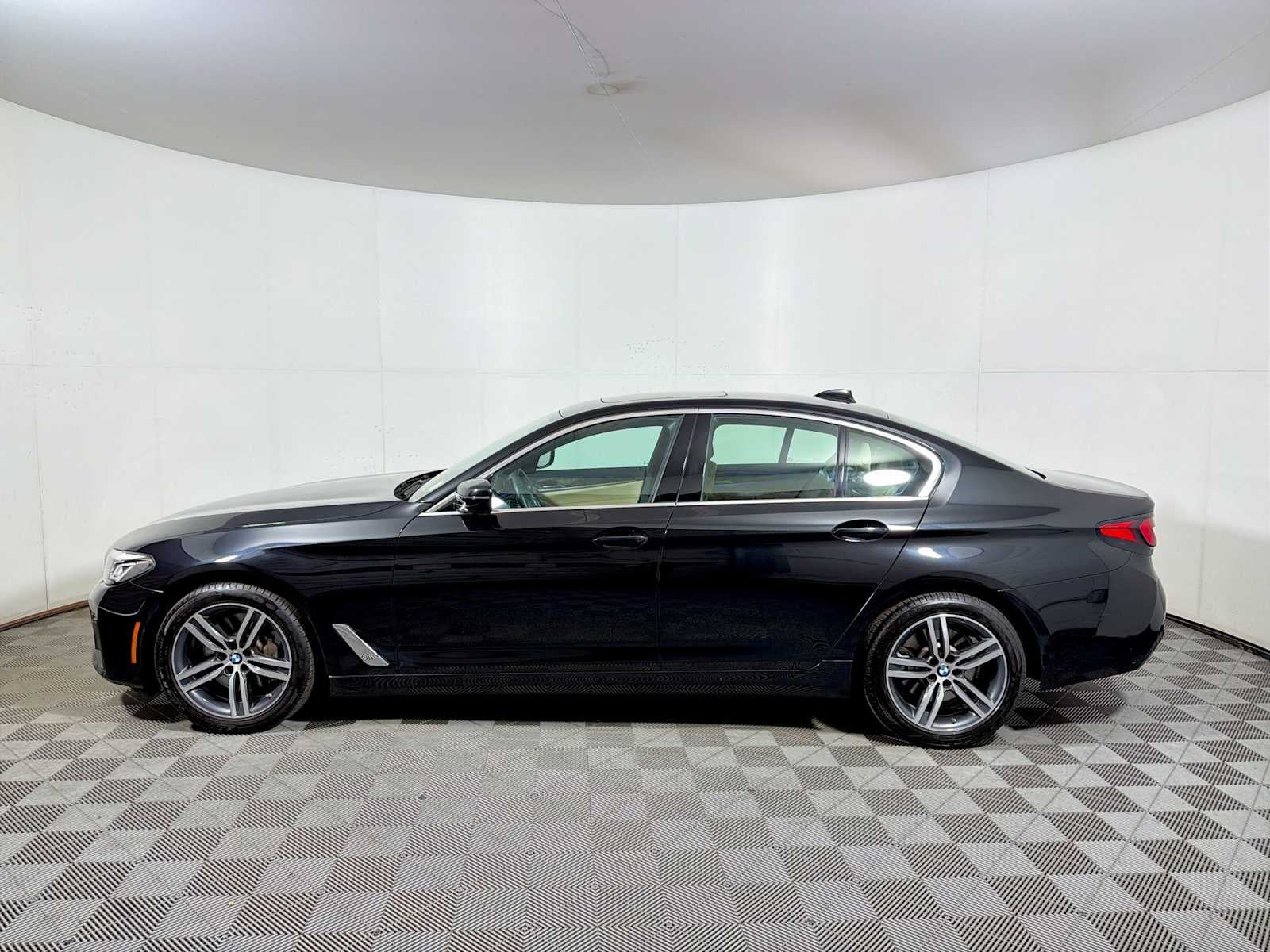 2023 BMW 5 Series 530i xDrive Sedan