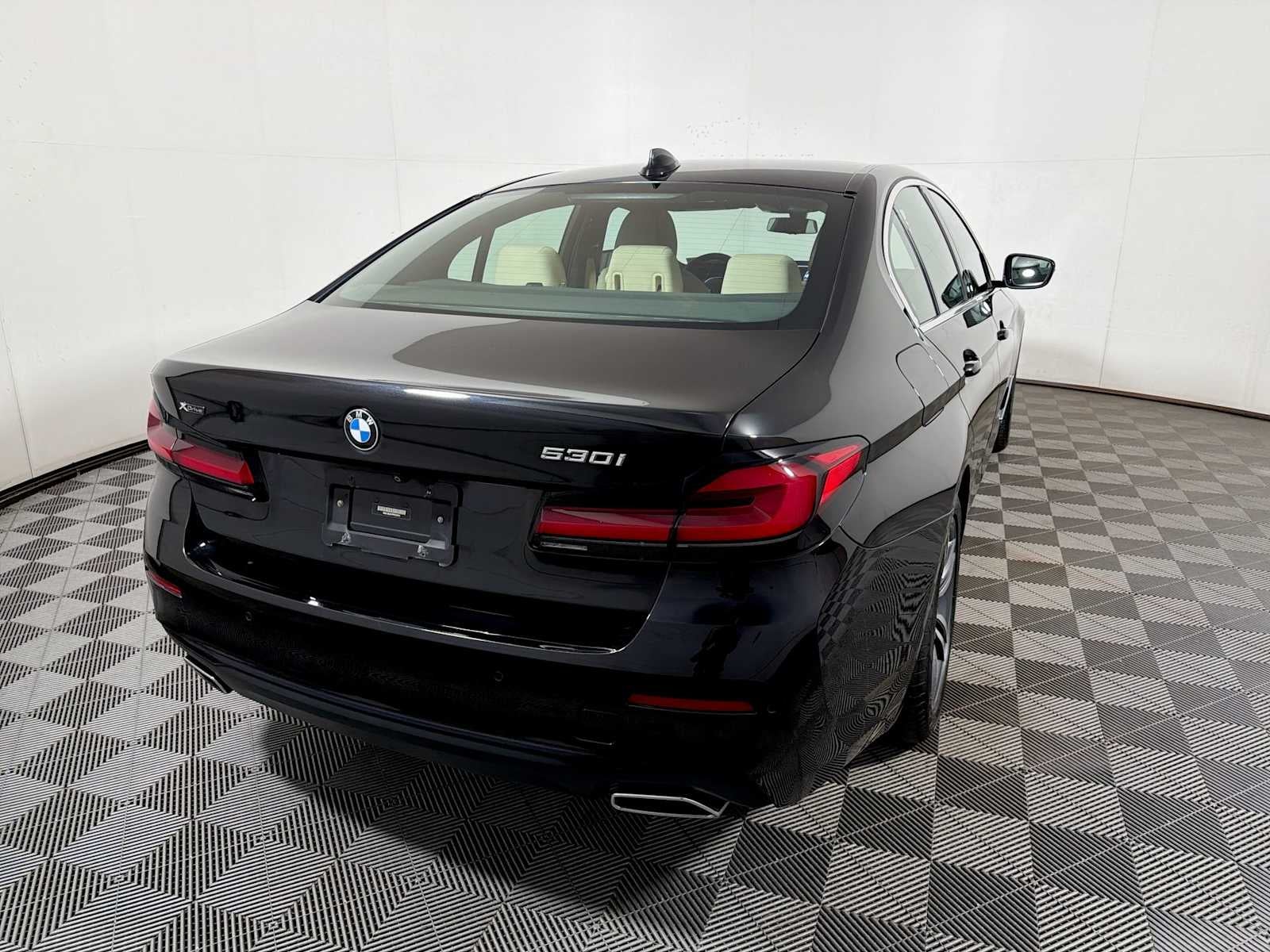 2023 BMW 5 Series 530i xDrive Sedan