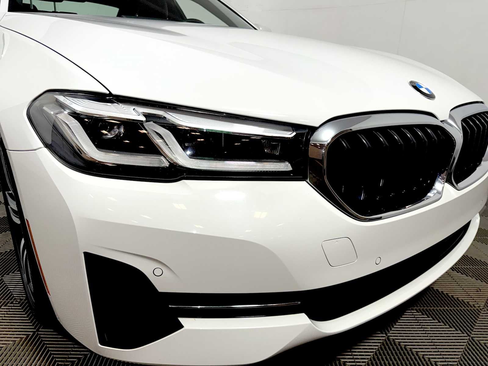 2023 BMW 5 Series 530i xDrive Sedan