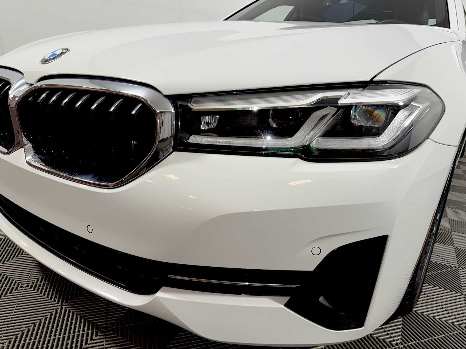 2023 BMW 5 Series 530i xDrive Sedan