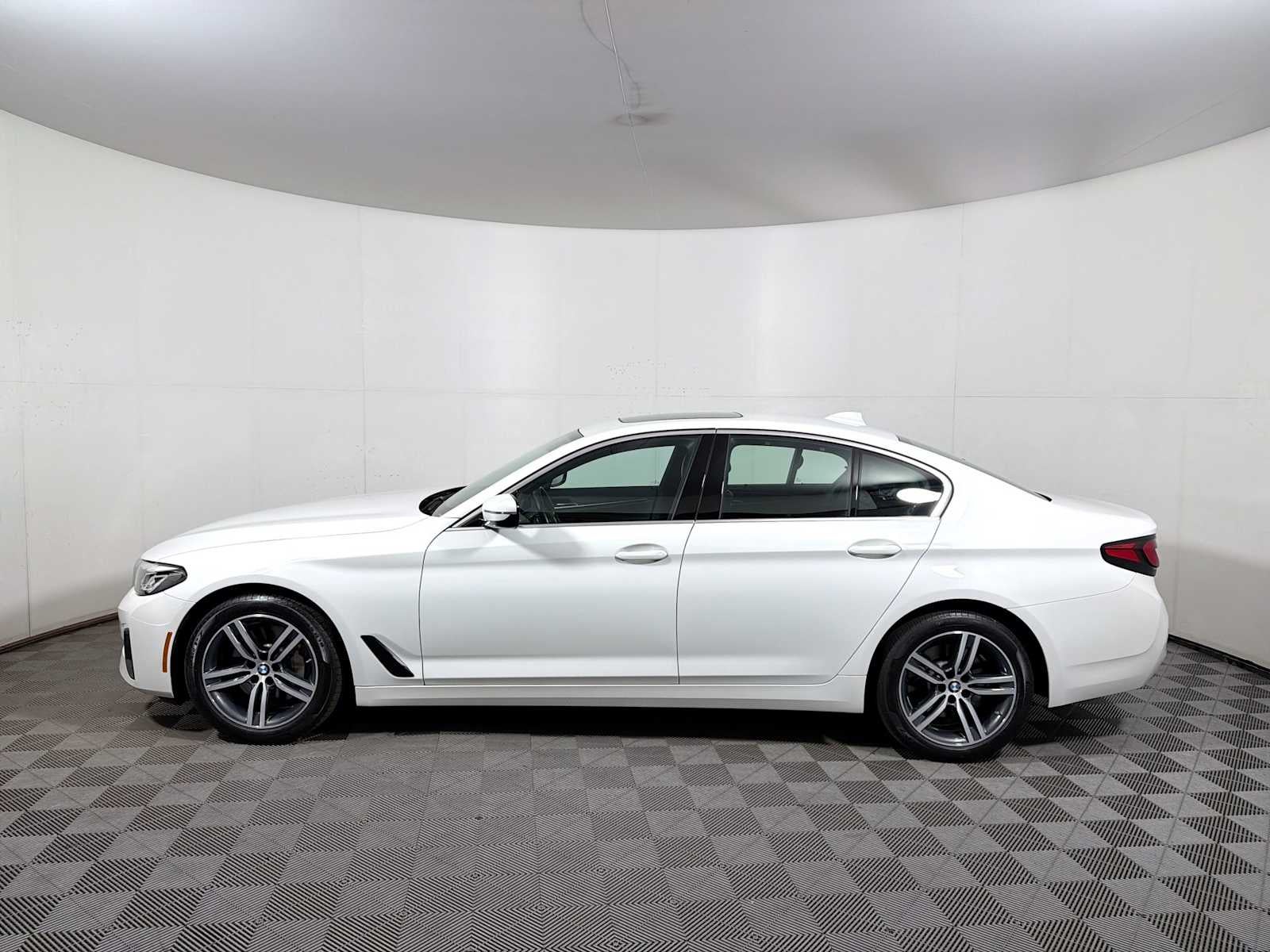 2023 BMW 5 Series 530i xDrive Sedan